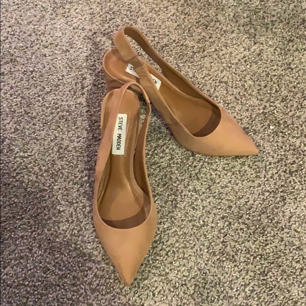 Camel Steve Madden Heels size 6.5